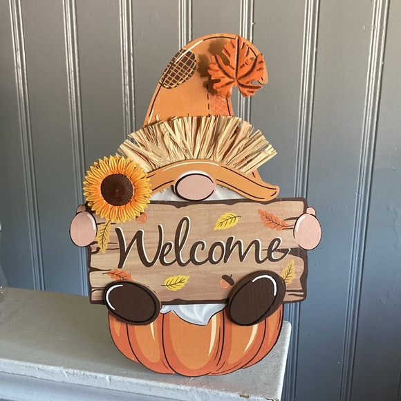 Brand NWT- 16” Precious- Wooden- Welcome- Gnome Fall Decor Sign w/ Metal 🍁🌻 - Picture 4 of 17